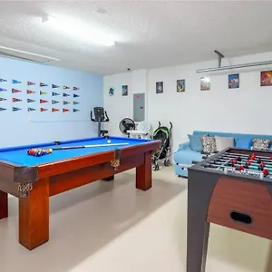 Spacious Vacation Near W/ Private Pool- Perfect For Families! Davenport